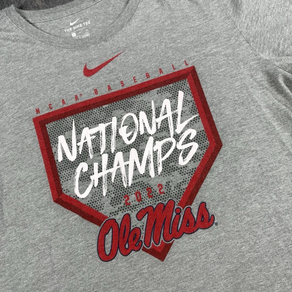 Ole‎ Miss Baseball Nike T-Shirt Mens XL Gray 2022 National Champs